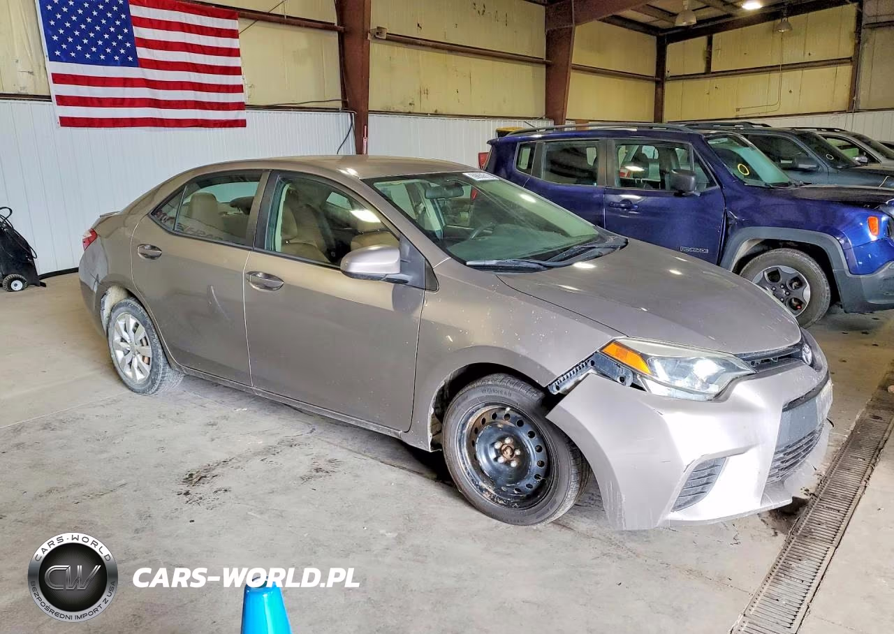 2014 Toyota Corolla Le VIN:5YFBURHEXEP051357 - 4