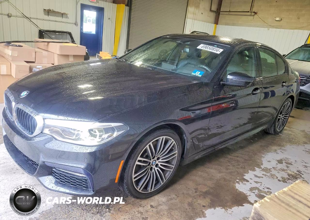 2018 BMW 530 Xi VIN:WBAJA7C50JWA71747 - 1