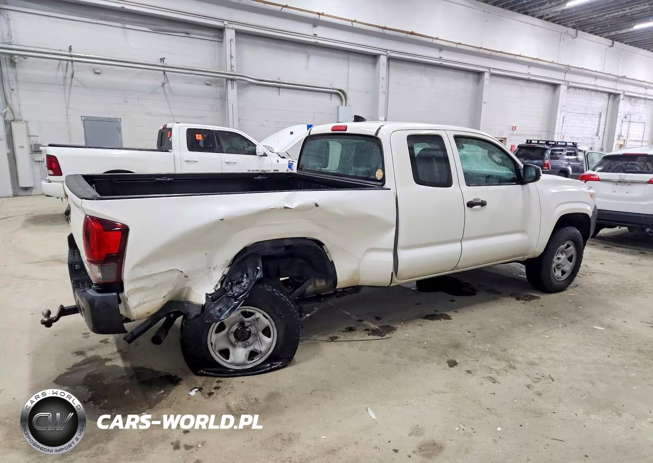 2018 Toyota Tacoma Sr VIN:5TFRX5GN7JX124146 - 3
