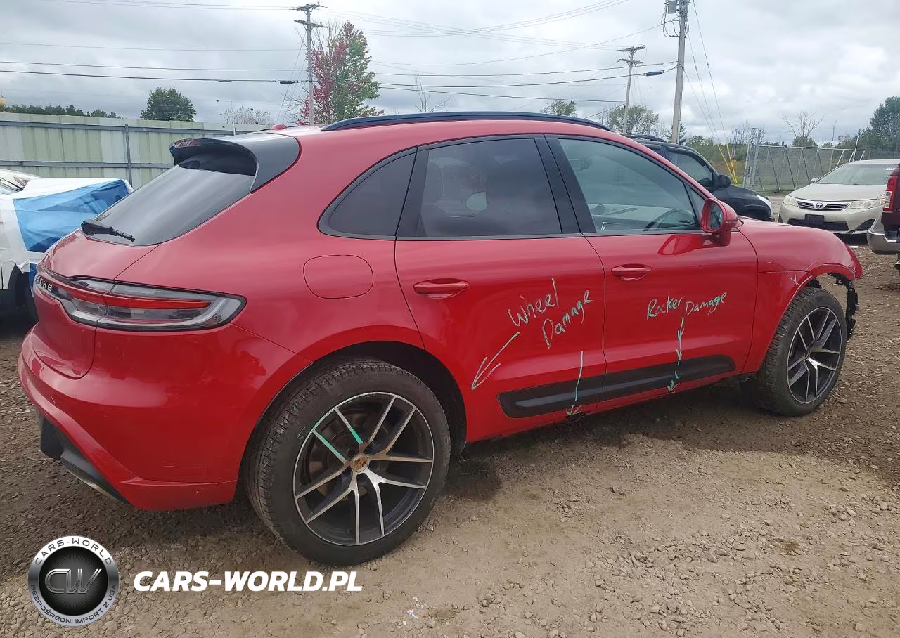 2023 Porsche Macan Base VIN:WP1AA2A57PLB16570 - 3