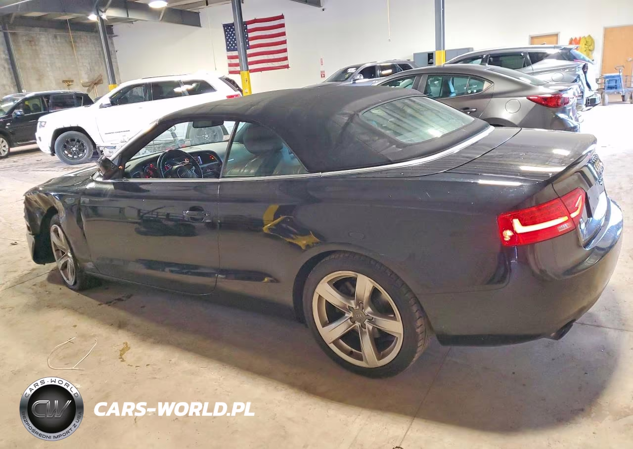 2014 Audi A5 Premium VIN:WAUCFAFH8EN001077 - 2