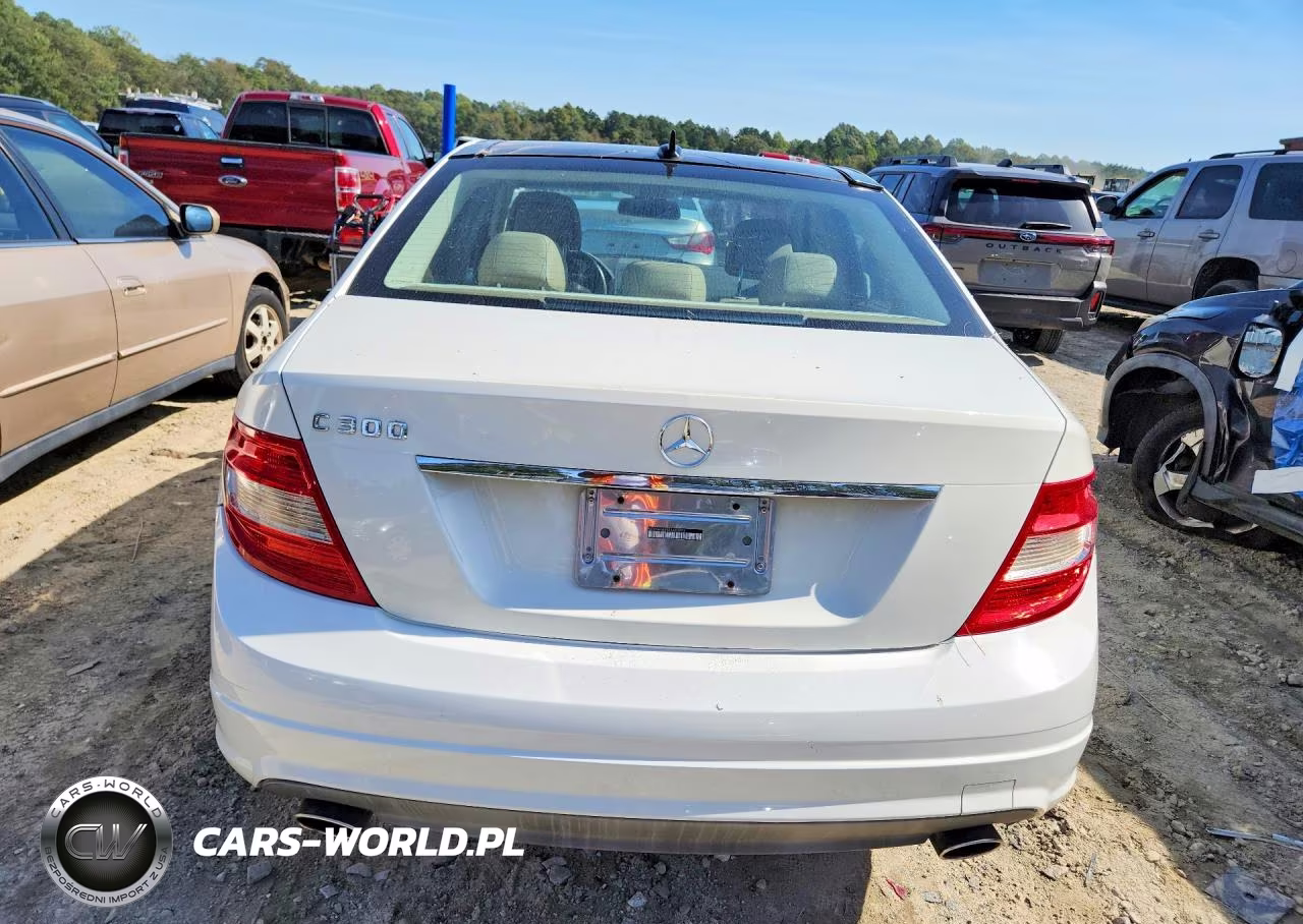 2011 Mercedes-Benz C 300 VIN:WDDGF5EB5BA483993 - 6