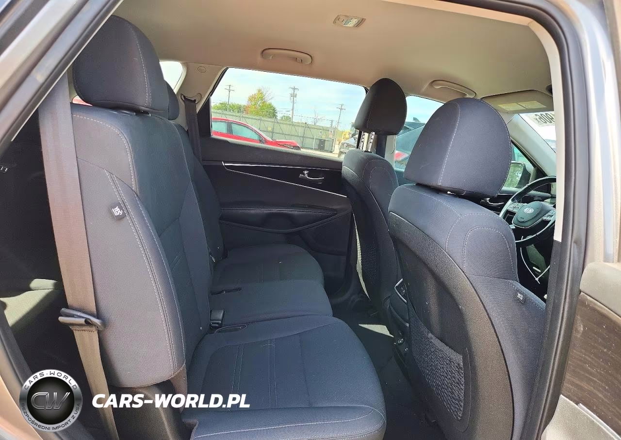 2019 Kia Sorento Lx VIN:5XYPG4A35KG456633 - 11