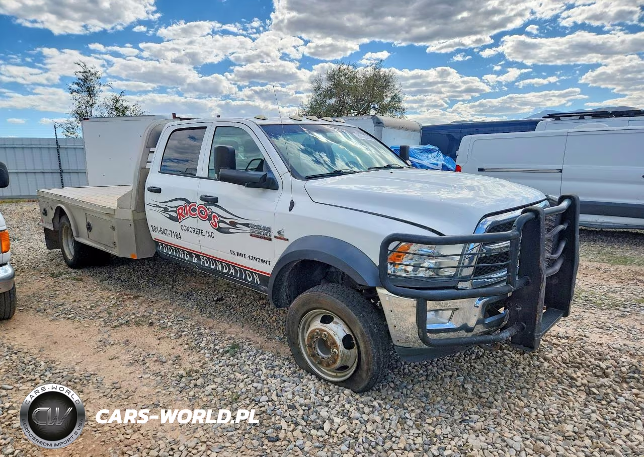 2018 Ram 5500 VIN:3C7WRNFL9JG185499 - 4