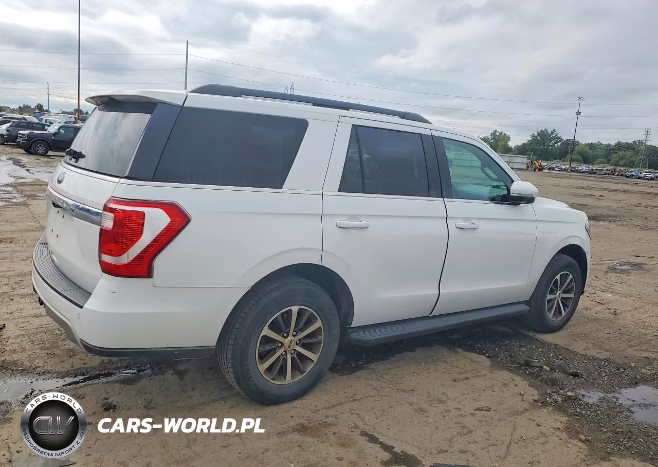 2019 Ford Expedition Xlt VIN:1FMJU1JT8KEA44031 - 3