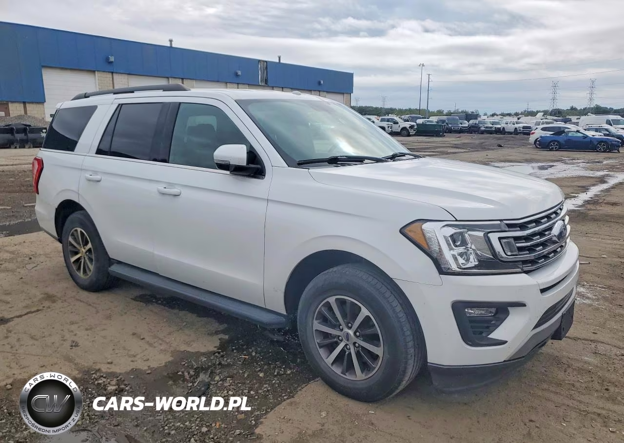 2019 Ford Expedition Xlt VIN:1FMJU1JT8KEA44031 - 4