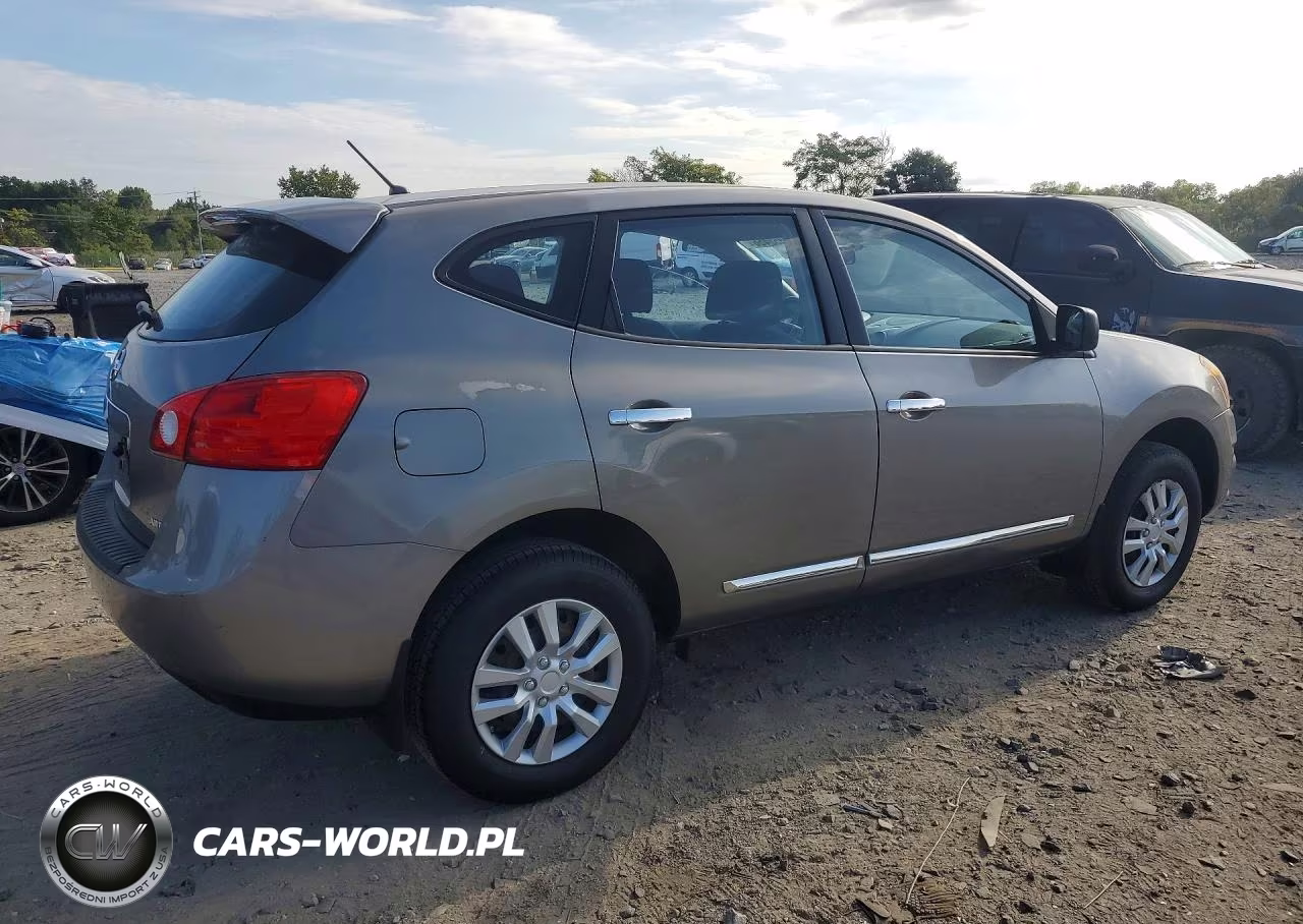 2013 Nissan Rogue S VIN:JN8AS5MVXDW602736 - 3