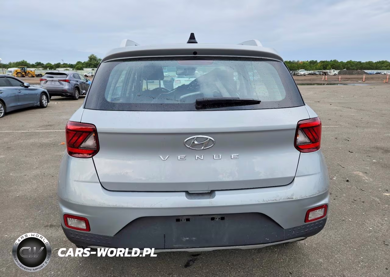 2021 Hyundai Venue Sel VIN:KMHRC8A30MU083235 - 6