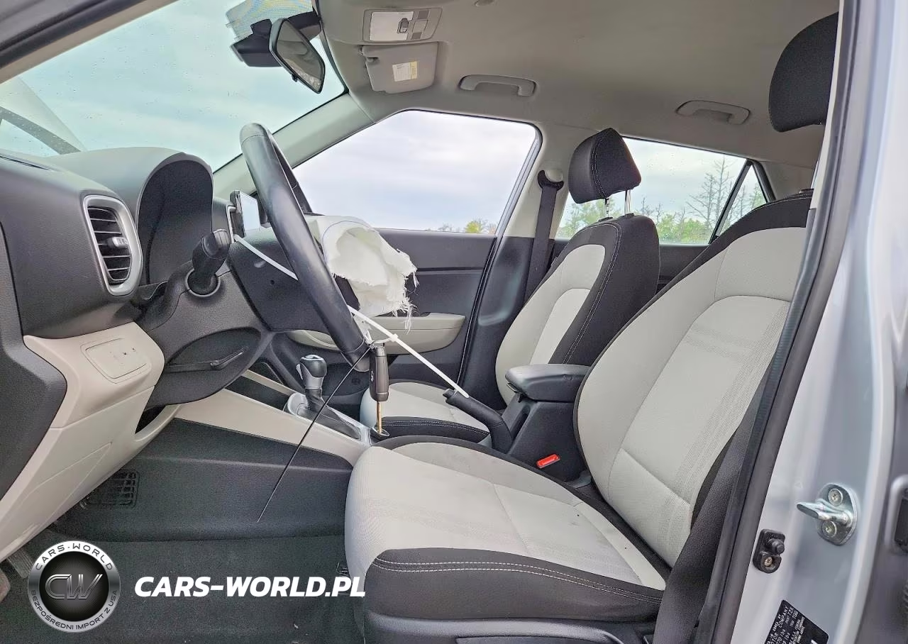 2021 Hyundai Venue Sel VIN:KMHRC8A30MU083235 - 7