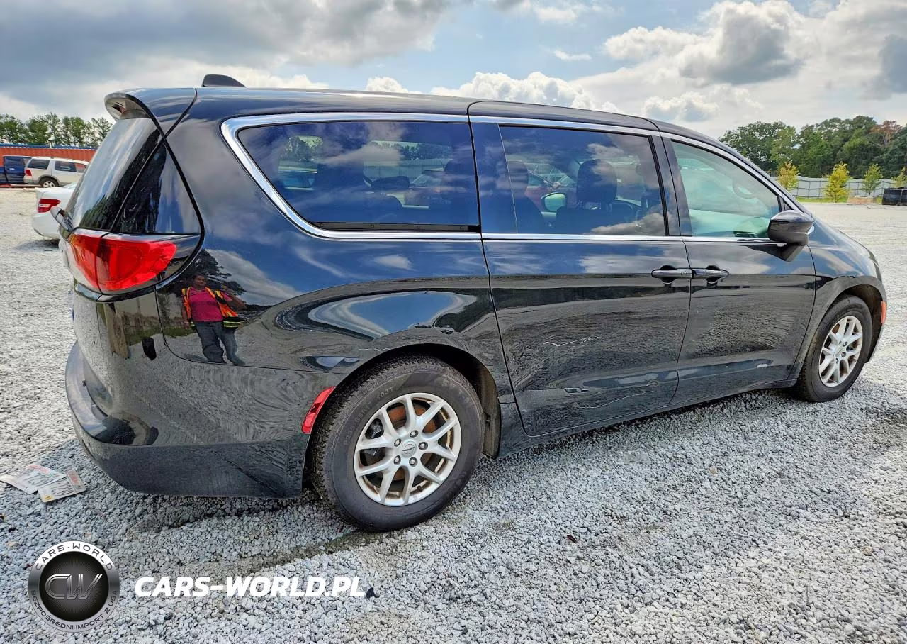 2022 Chrysler Voyager Lx VIN:2C4RC1CG2NR145177 - 3