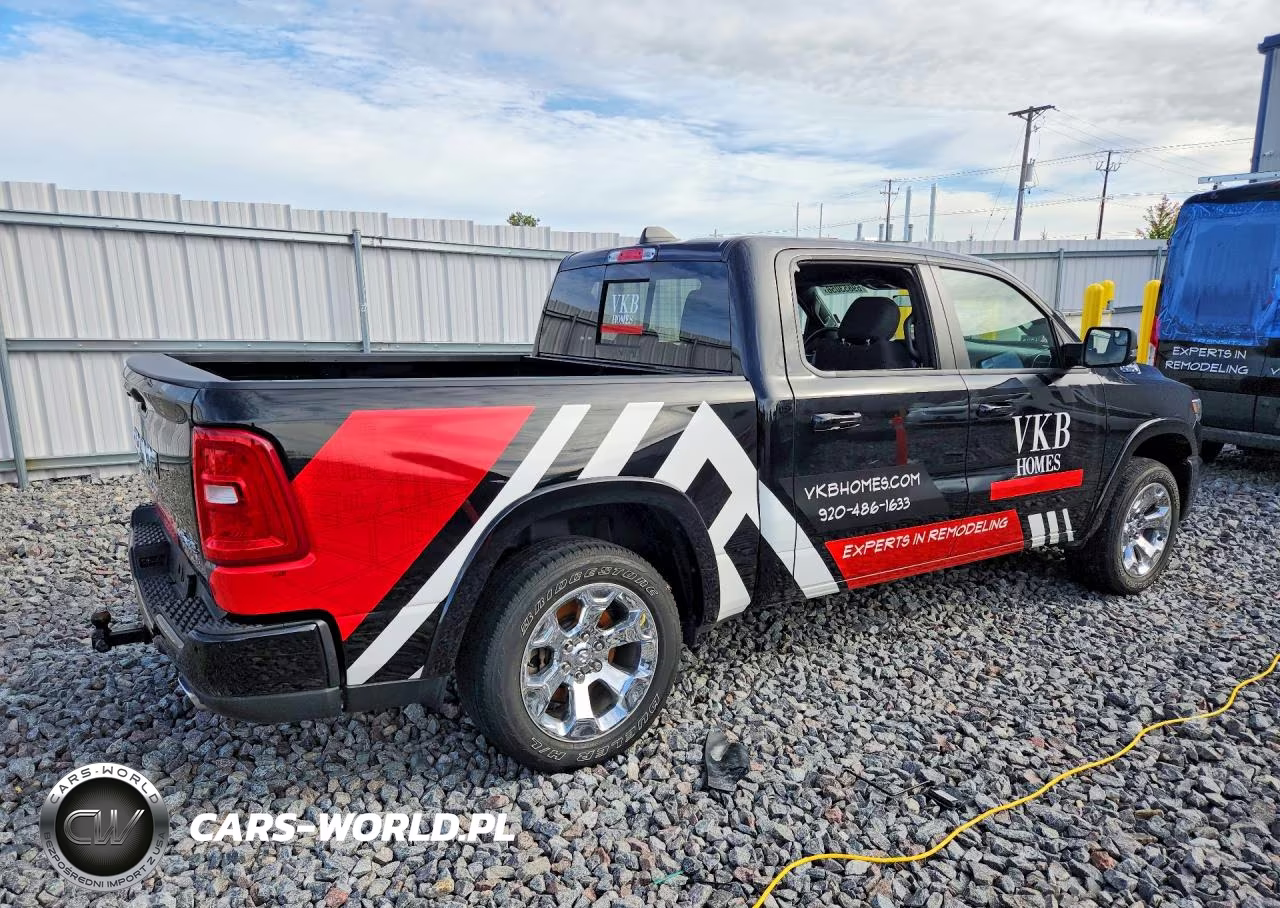 2025 Ram 1500 Big Horn-Lone Star VIN:1C6SRFFP9SN556052 - 3