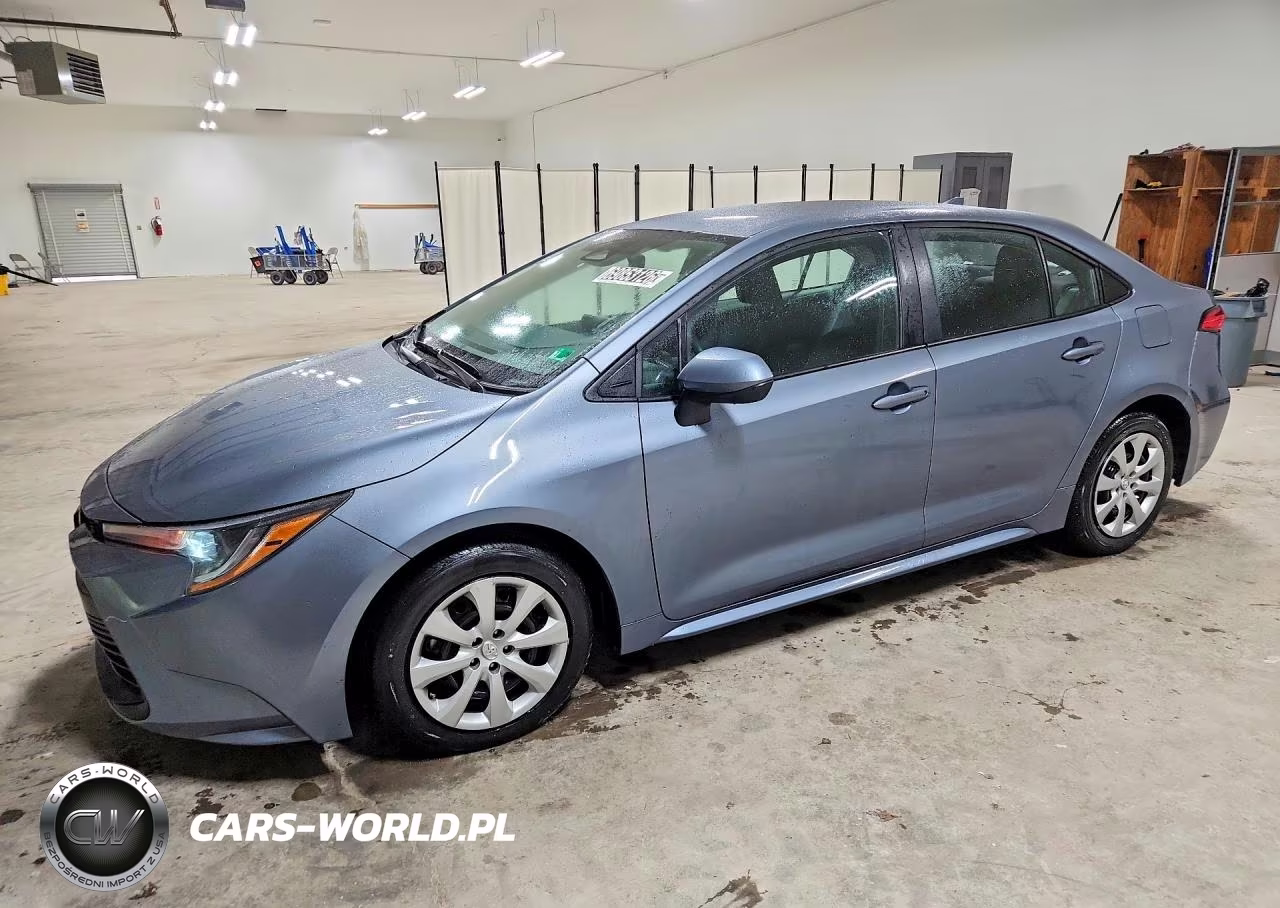2025 Toyota Corolla Le – zdjęcie 1 z 13