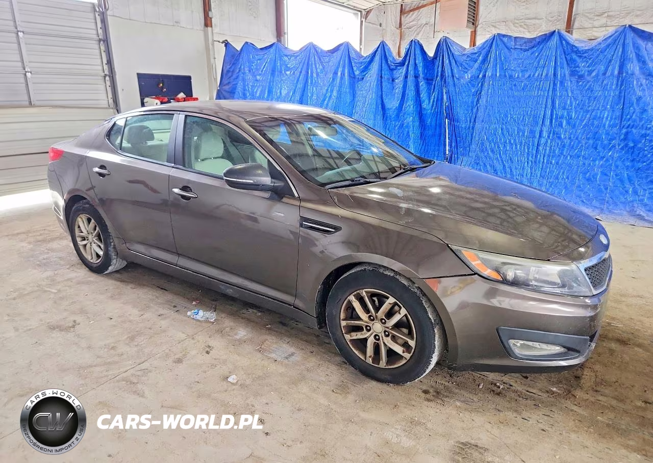 2013 Kia Optima Lx VIN:5XXGM4A77DG245694 - 4