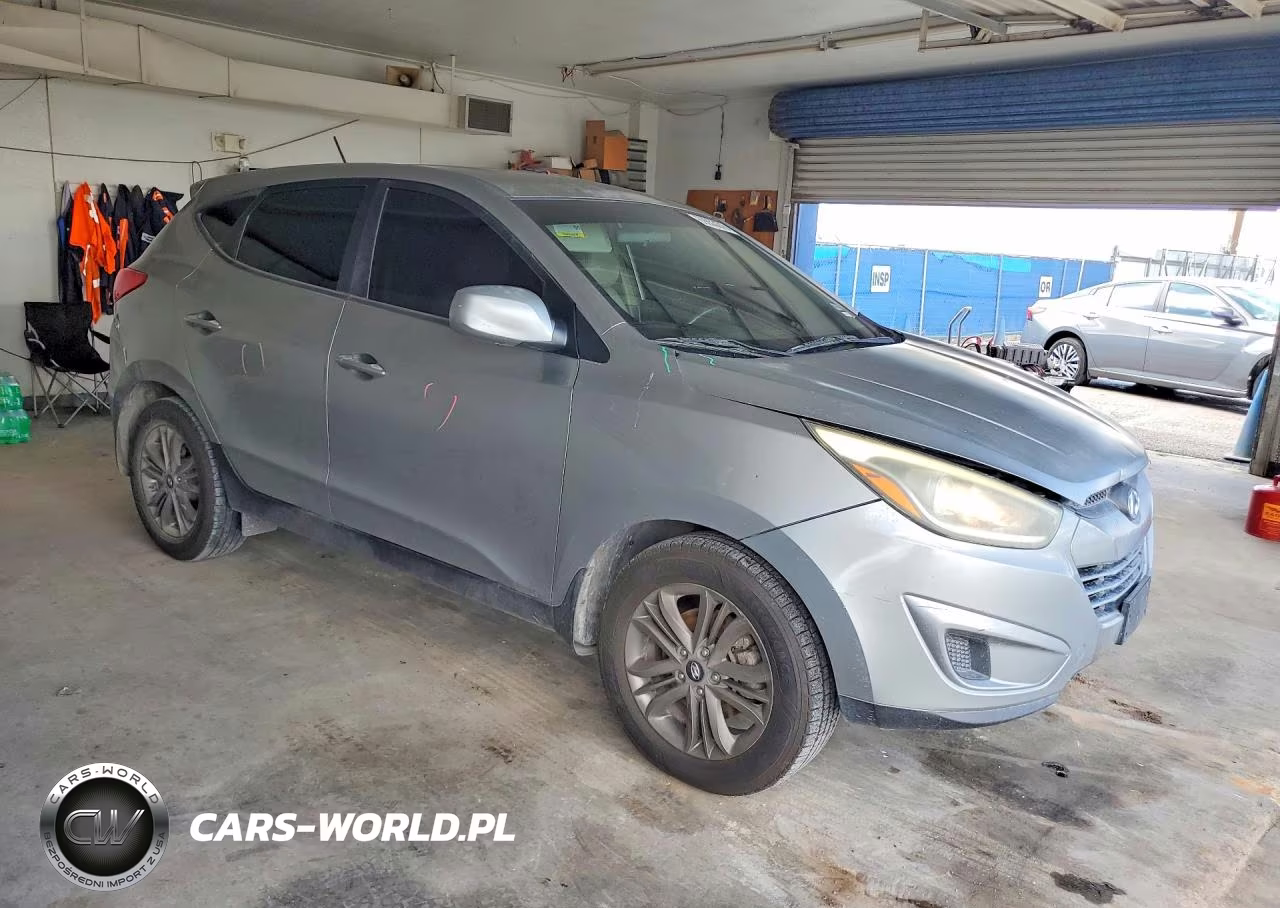 2015 Hyundai Tucson Gls VIN:KM8JT3AF9FU052367 - 4