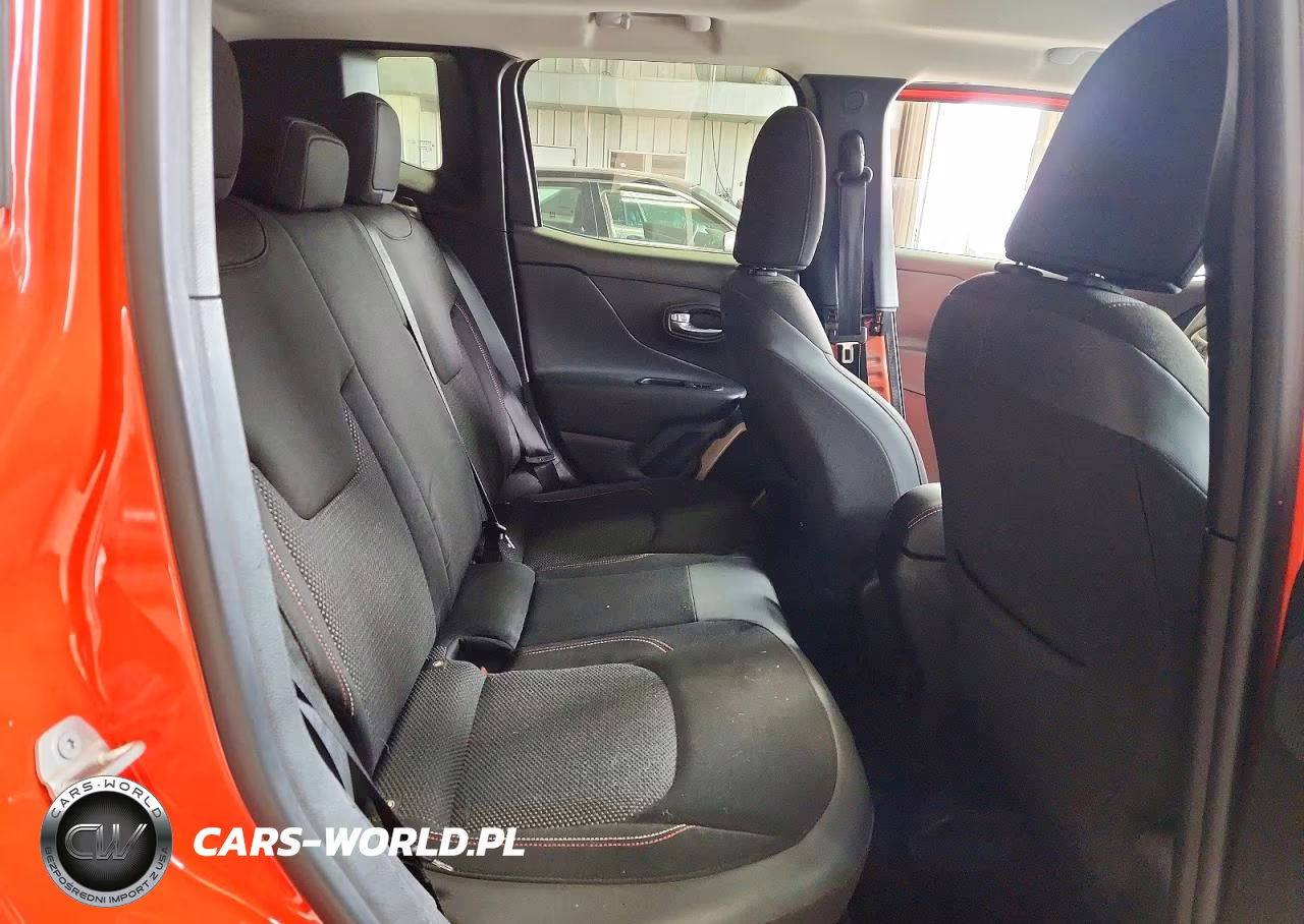 2016 Jeep Renegade Latitude VIN:ZACCJBBT5GPC96070 - 10