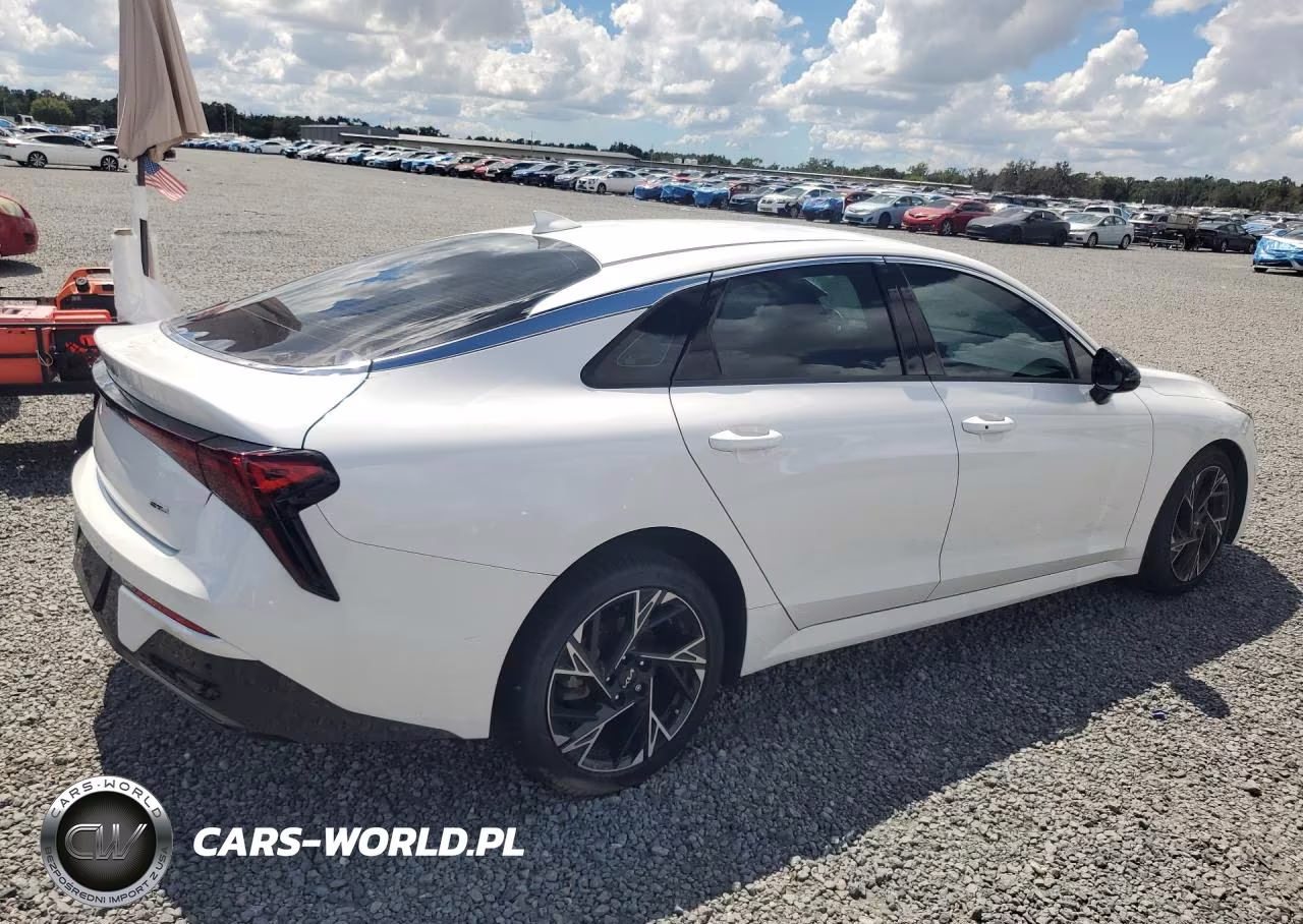 2025 Kia K5 Gt Line VIN:KNAG64J72S5281558 - 3