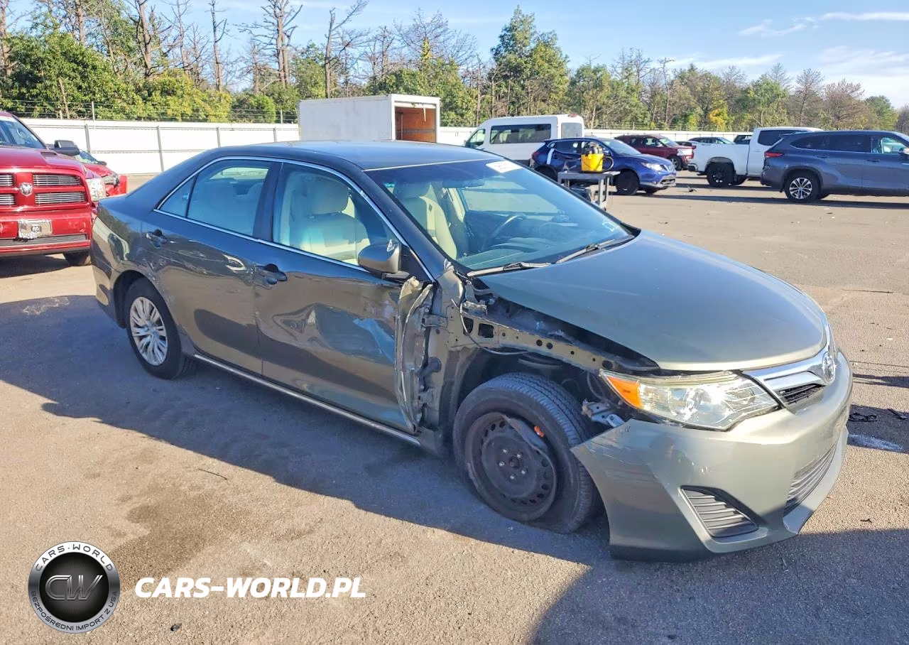 2014 Toyota Camry Le VIN:4T4BF1FK6ER378878 - 4