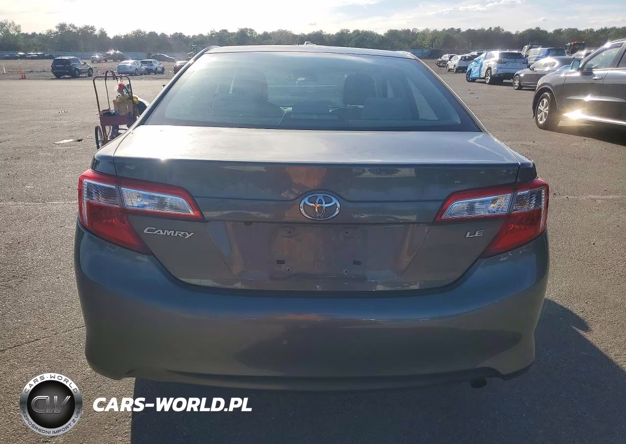 2014 Toyota Camry Le VIN:4T4BF1FK6ER378878 - 6
