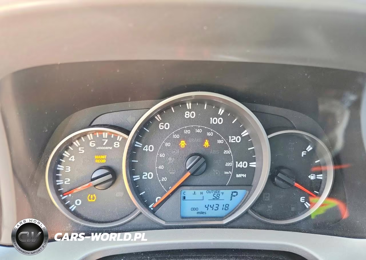 2016 Toyota Rav4 Le VIN:2T3ZFREV0GW285447 - 9
