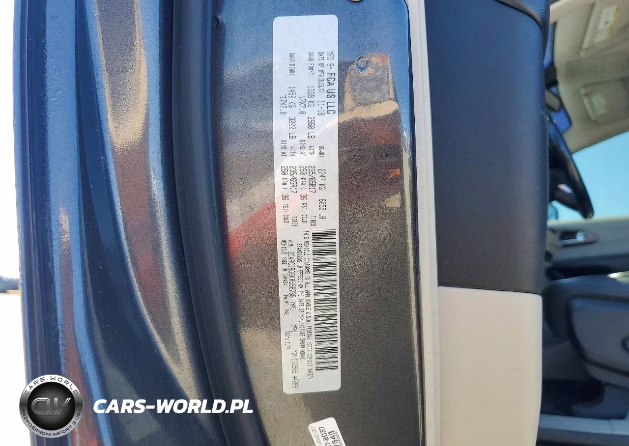 2019 Chrysler Pacifica Touring L VIN:2C4RC1BG6KR596738 - 13