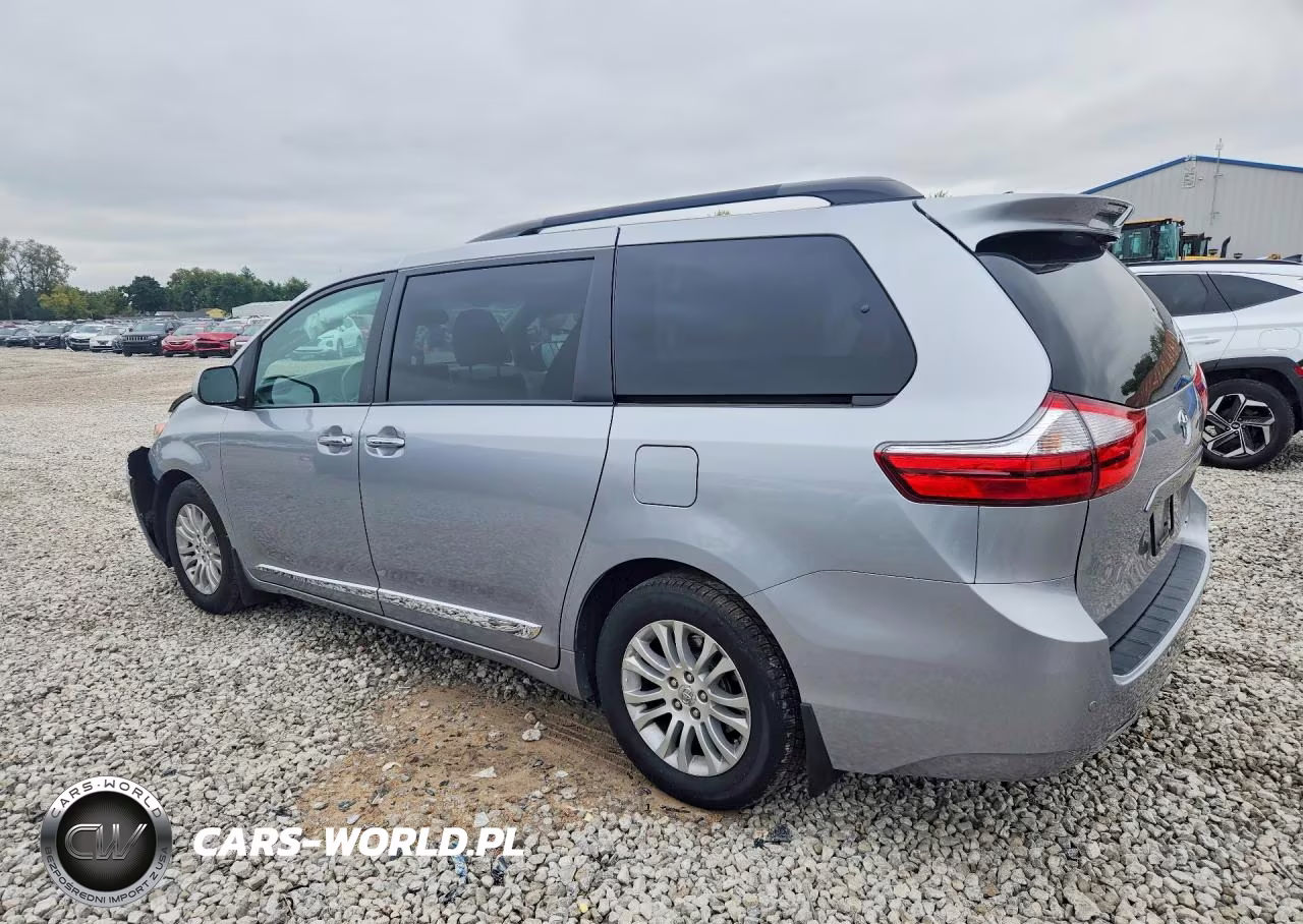 2016 Toyota Sienna Xle 8-Passenger VIN:5TDYK3DC8GS713724 - 2