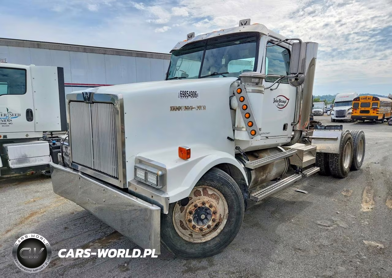 2000 Western Star 4900 Semi Truck – zdjęcie 1 z 13