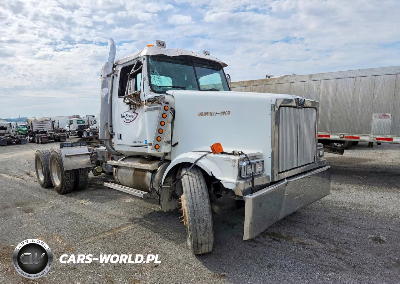 2000 Western Star 4900 Semi Truck VIN:2WKPDDCJ7YK961141 - 4