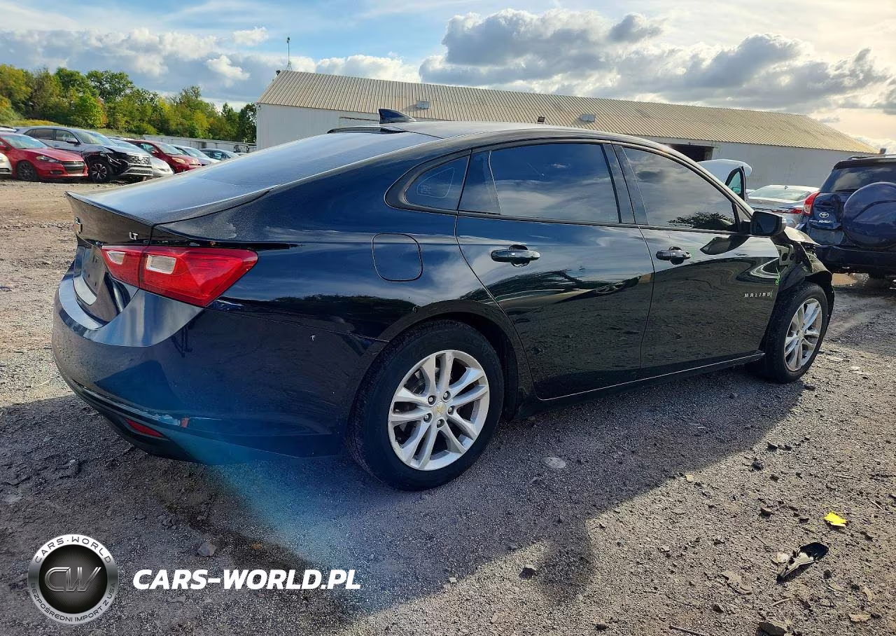 2017 Chevrolet Malibu Lt VIN:1G1ZE5ST4HF140146 - 3