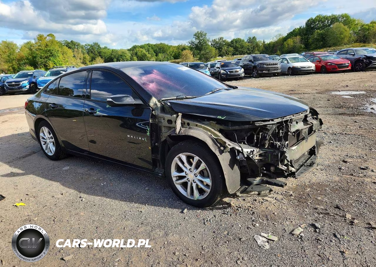 2017 Chevrolet Malibu Lt VIN:1G1ZE5ST4HF140146 - 4