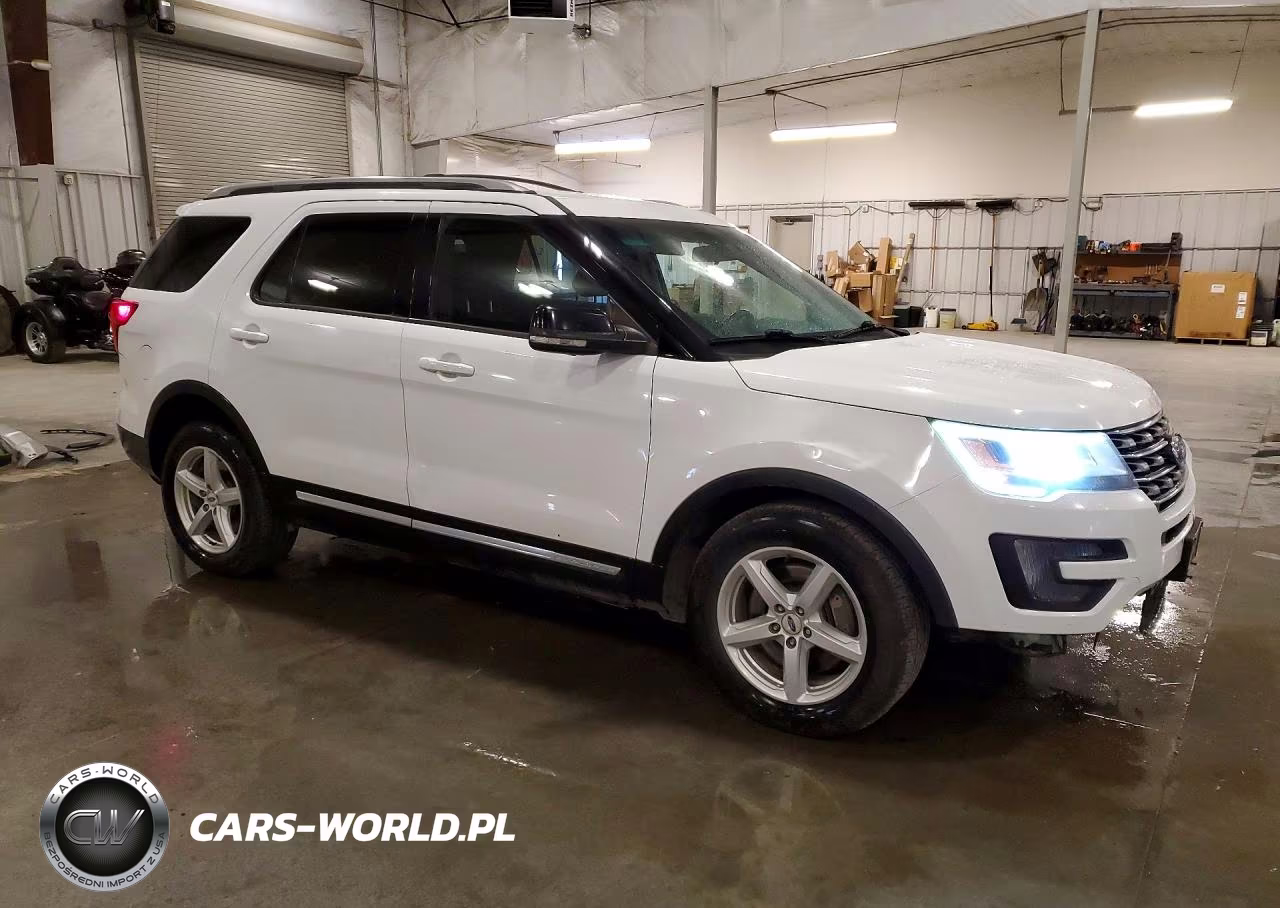 2016 Ford Explorer Xlt VIN:1FM5K8D8XGGA98143 - 4