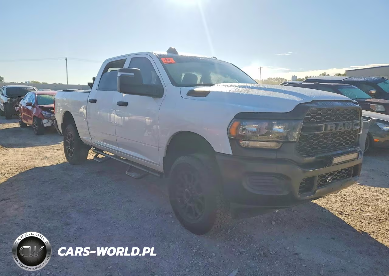 2024 Ram 2500 Tradesman VIN:3C6UR5CJ9RG162315 - 4