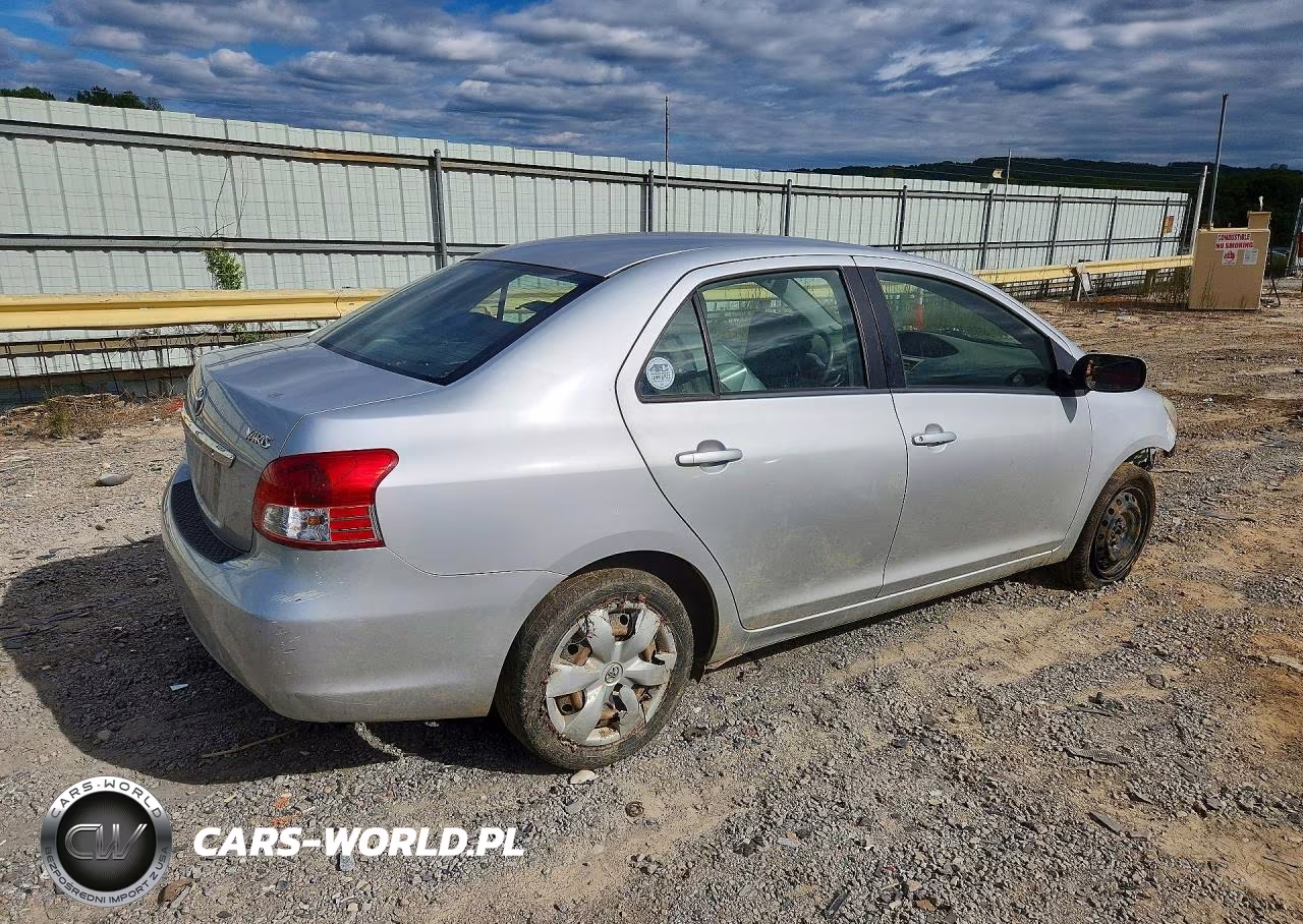 2008 Toyota Yaris Base VIN:JTDBT923084024847 - 3
