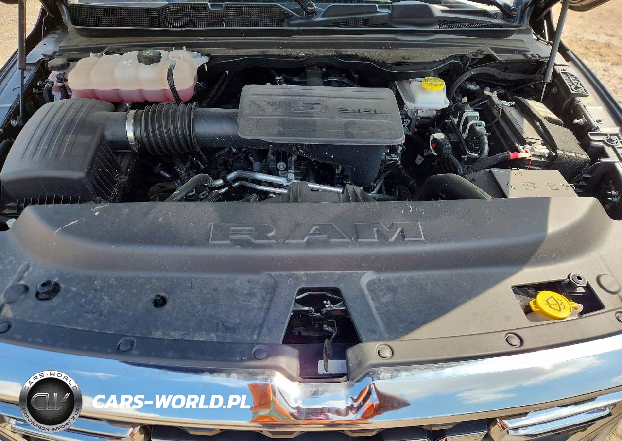 2025 Ram 1500 Tradesman VIN:1C6RREGG9SN197678 - 11