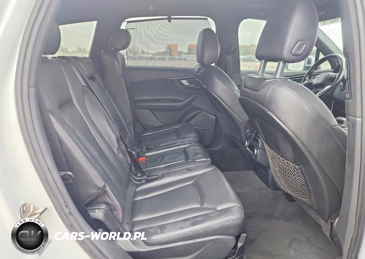 2017 Audi Q7 Premium Plus VIN:WA1LAAF72HD007292 - 11