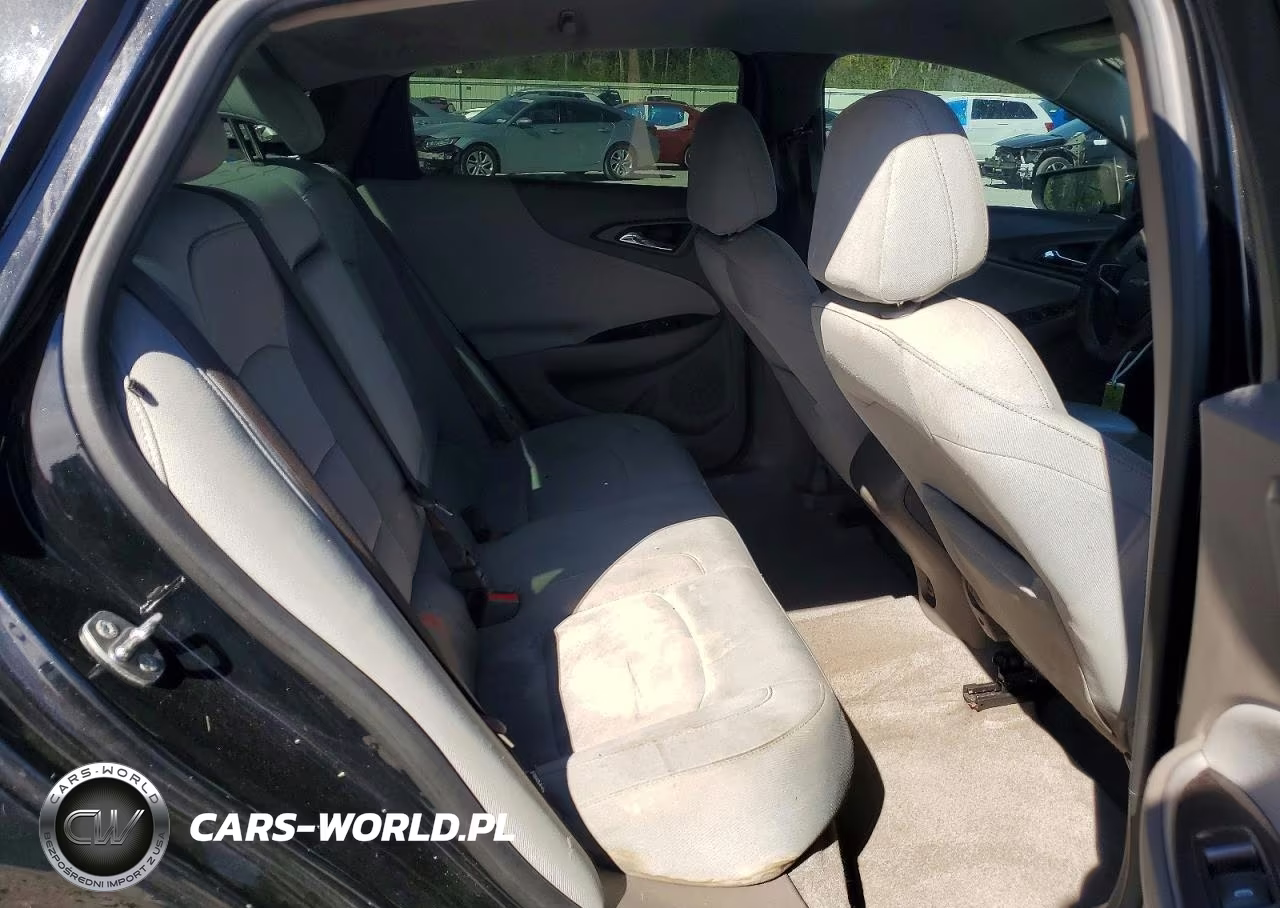 2017 Chevrolet Malibu Ls VIN:1G1ZB5ST3HF199116 - 10