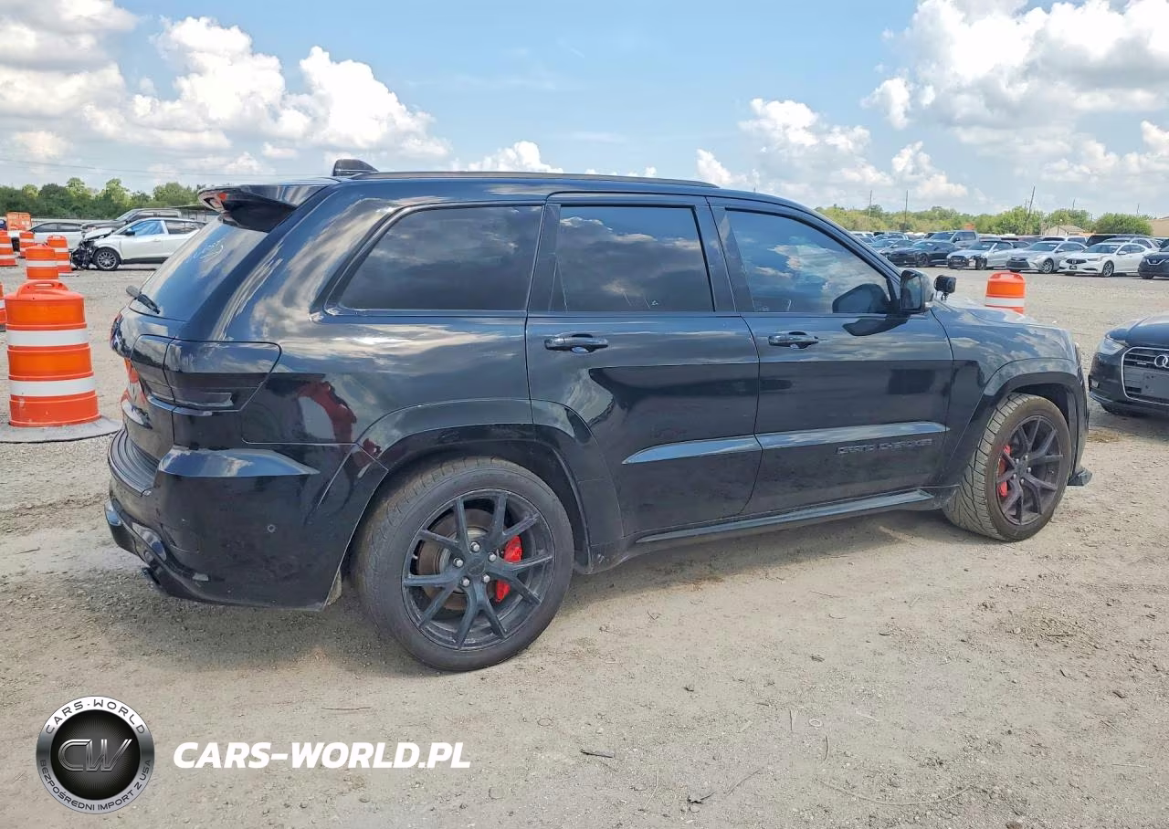 2017 Jeep Grand Cherokee Srt-8 VIN:1C4RJFDJ1HC853835 - 3