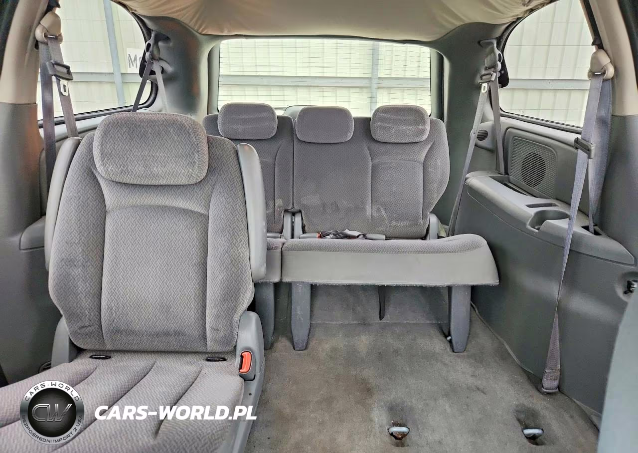 2006 Chrysler Town & Country Lx VIN:2A4GP44R06R724564 - 10