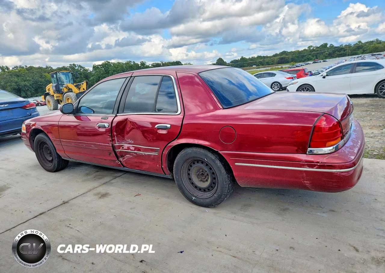 2002 Ford Crown Victoria VIN:2FAFP73W52X121471 - 2