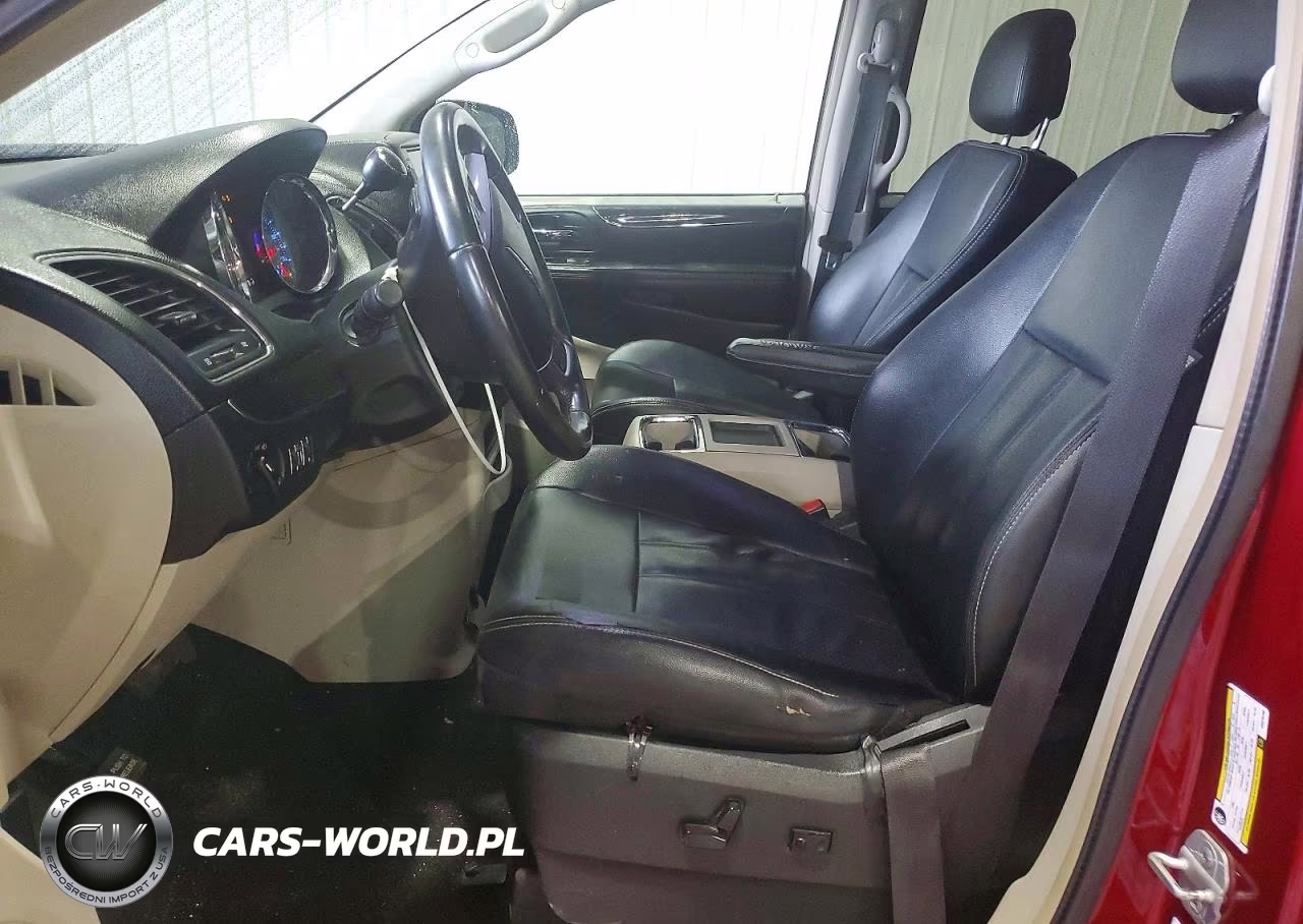 2012 Chrysler Town & Country Touring VIN:2C4RC1BG2CR278780 - 7