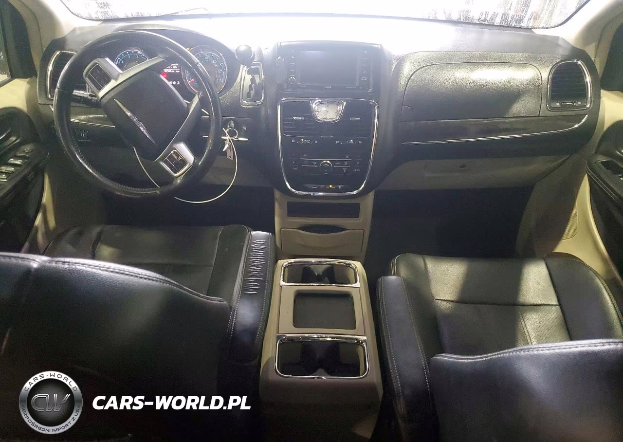 2012 Chrysler Town & Country Touring VIN:2C4RC1BG2CR278780 - 8