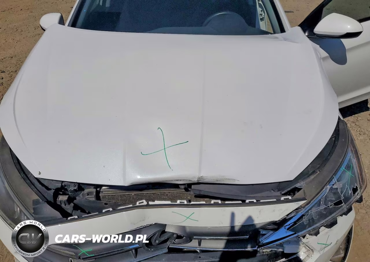 2019 Hyundai Elantra Value Edition VIN:5NPD84LF2KH432743 - 11