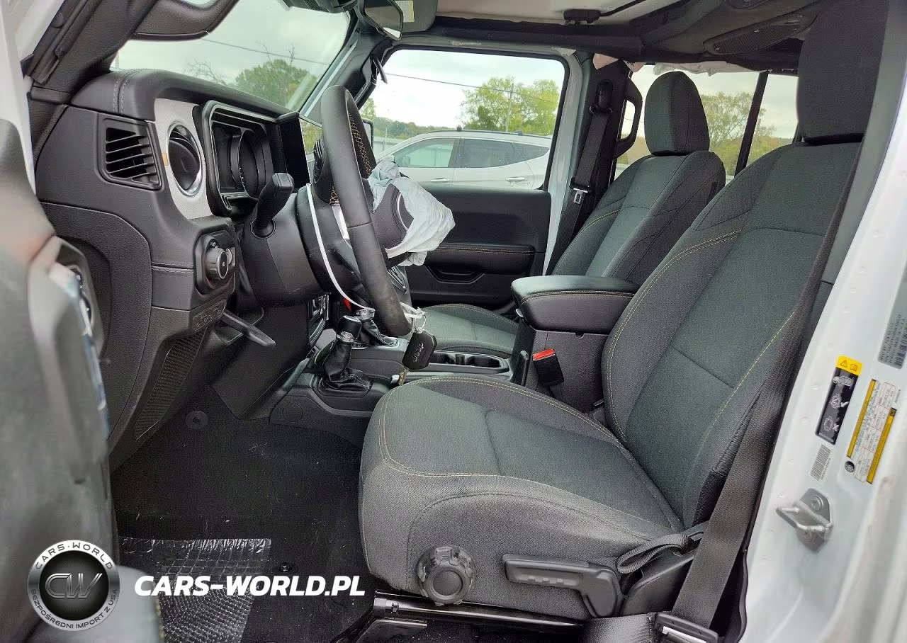 2024 Jeep Wrangler Sahara VIN:1C4PJXEG8RW330215 - 7