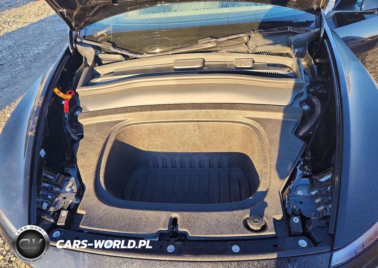 2026 Tesla Model Y VIN:7SAYGDED6TA697083 - 11