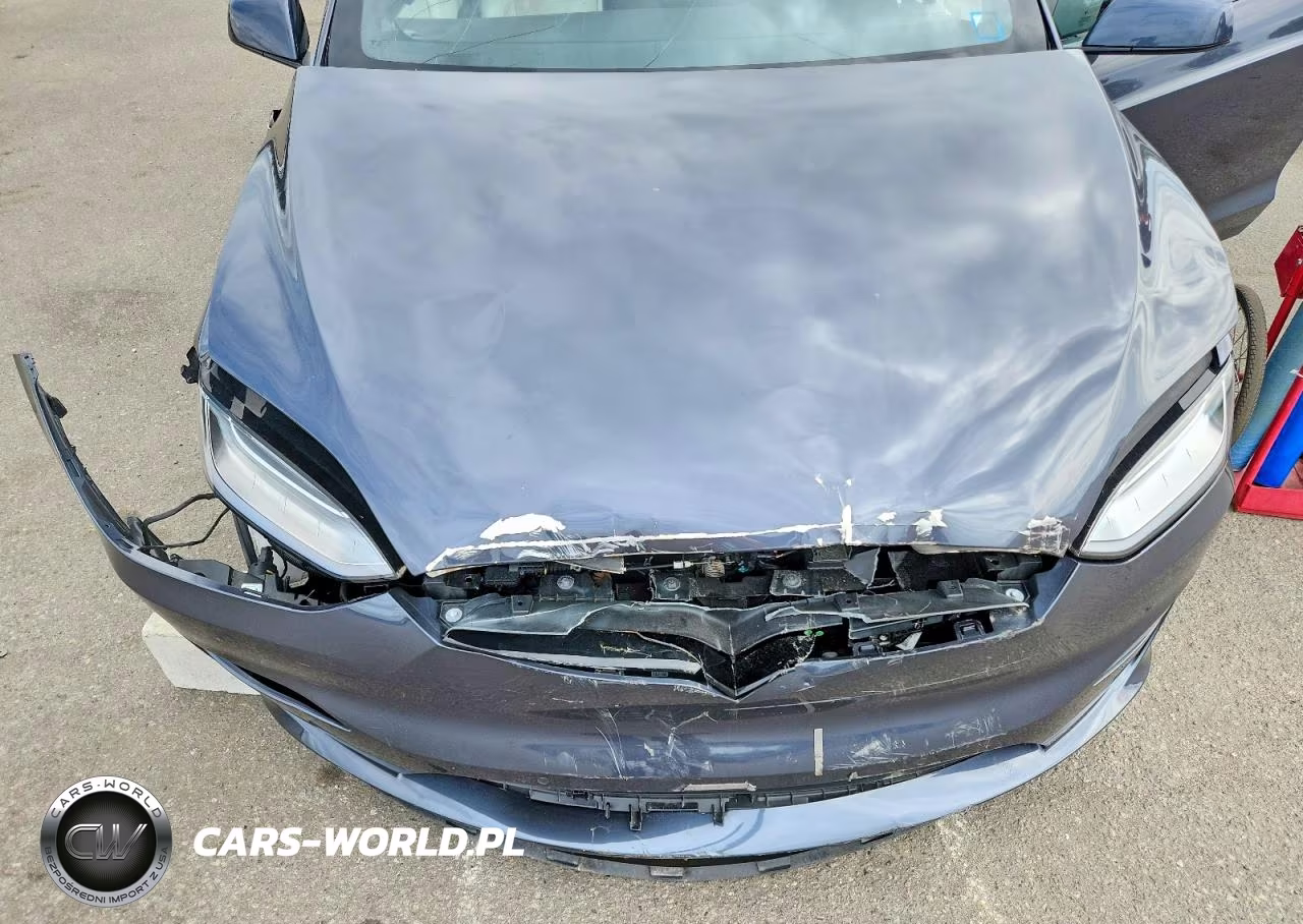 2022 Tesla Model X VIN:7SAXCBE5XNF363925 - 11
