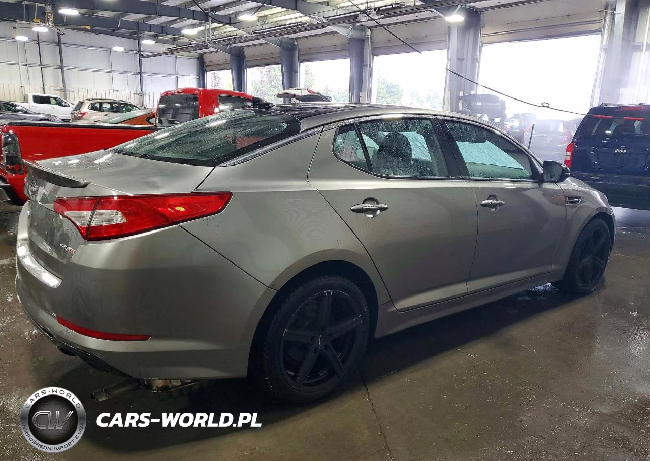 2012 Kia Optima Sx VIN:5XXGR4A61CG001837 - 3