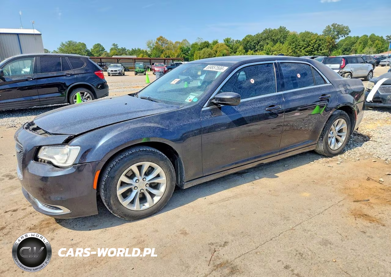 2015 Chrysler 300 Limited VIN:2C3CCAAG8FH833026 - 1