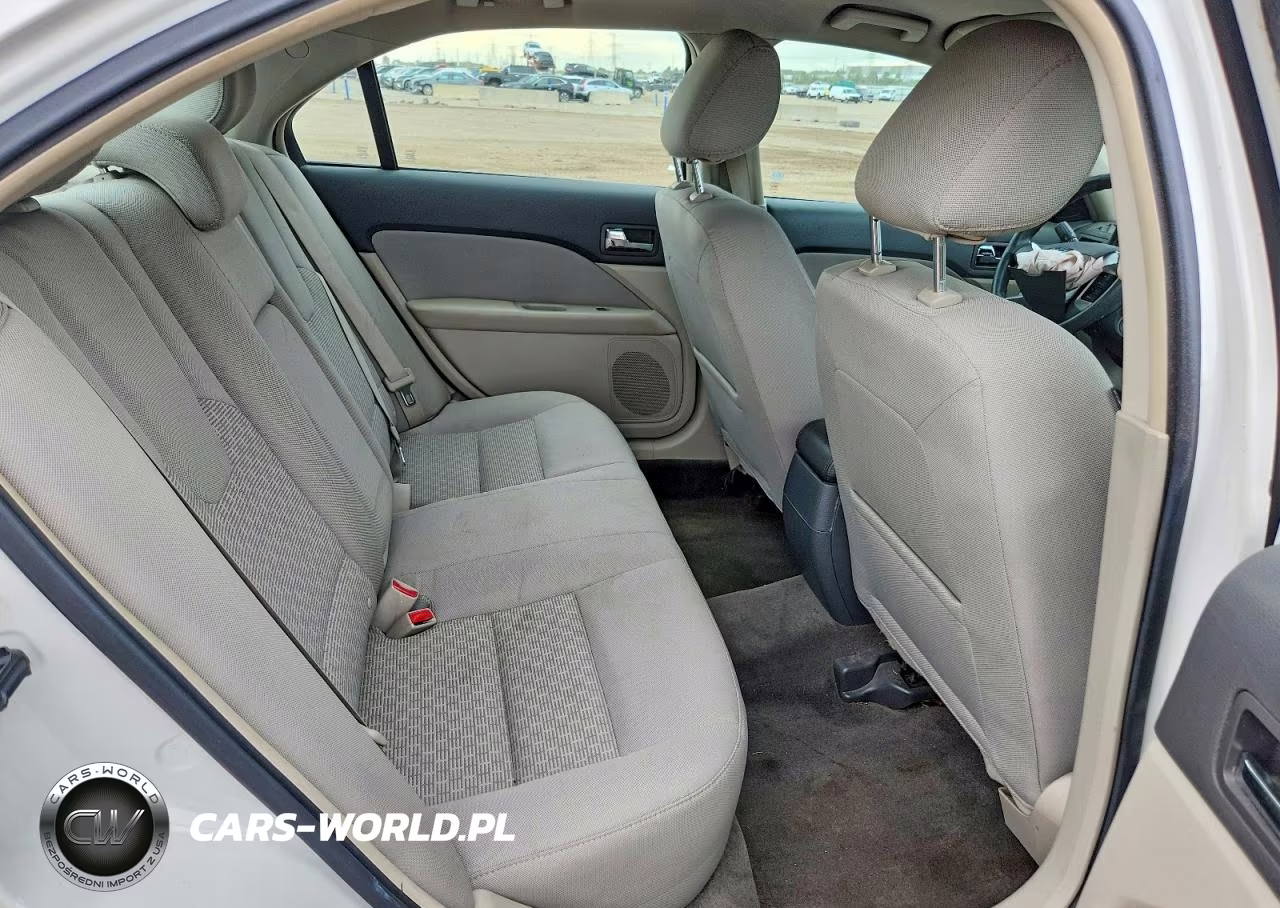 2011 Ford Fusion Se VIN:3FAHP0HA9BR231497 - 10