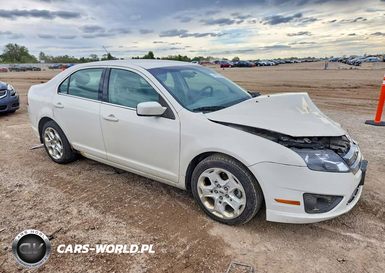 2011 Ford Fusion Se VIN:3FAHP0HA9BR231497 - 4