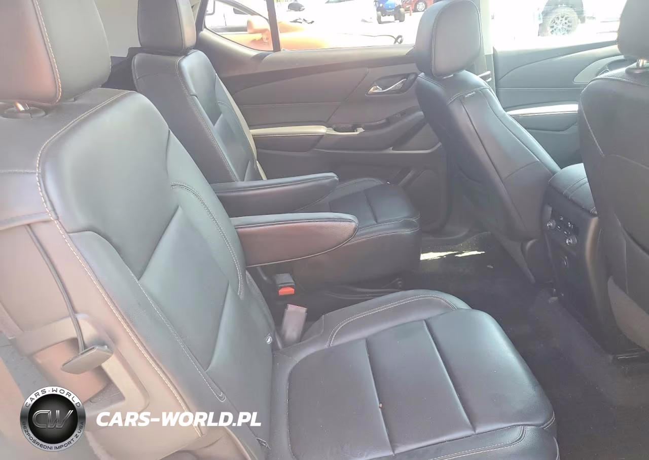2019 Chevrolet Traverse Lt VIN:1GNERHKW8KJ186399 - 11