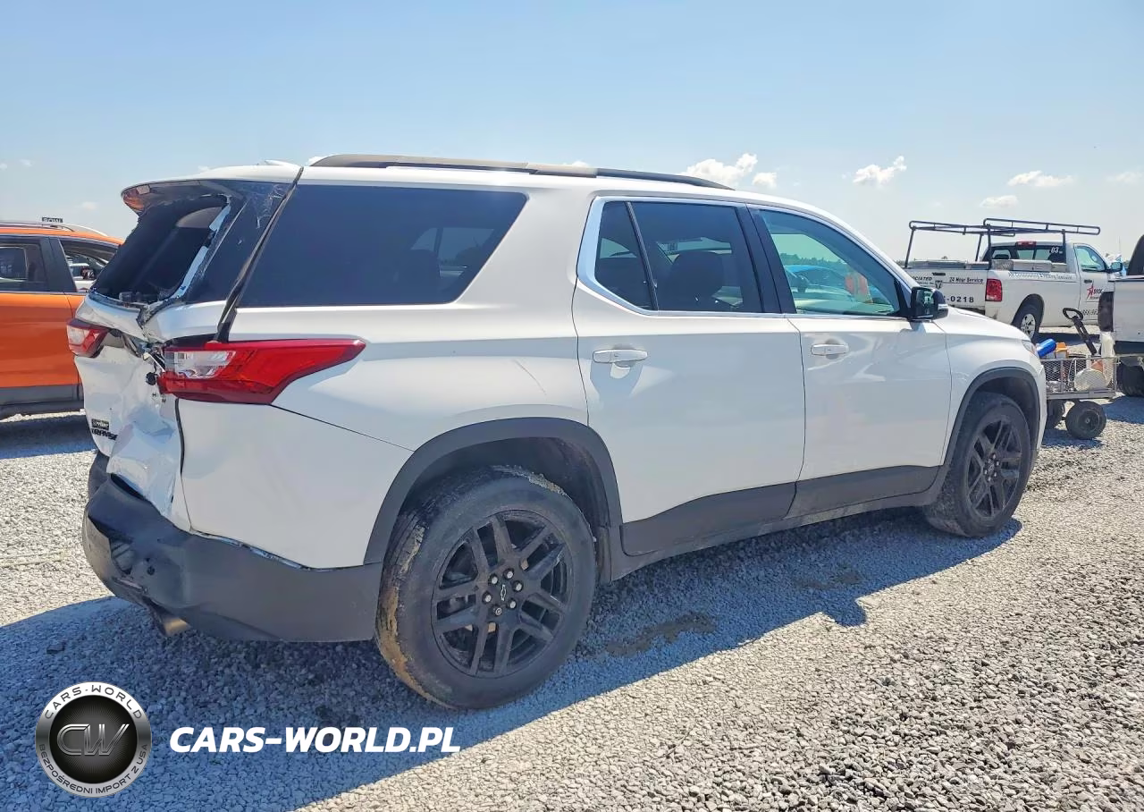 2019 Chevrolet Traverse Lt VIN:1GNERHKW8KJ186399 - 3